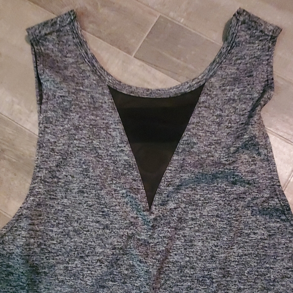 Yoga Tank - Picture 2 of 3